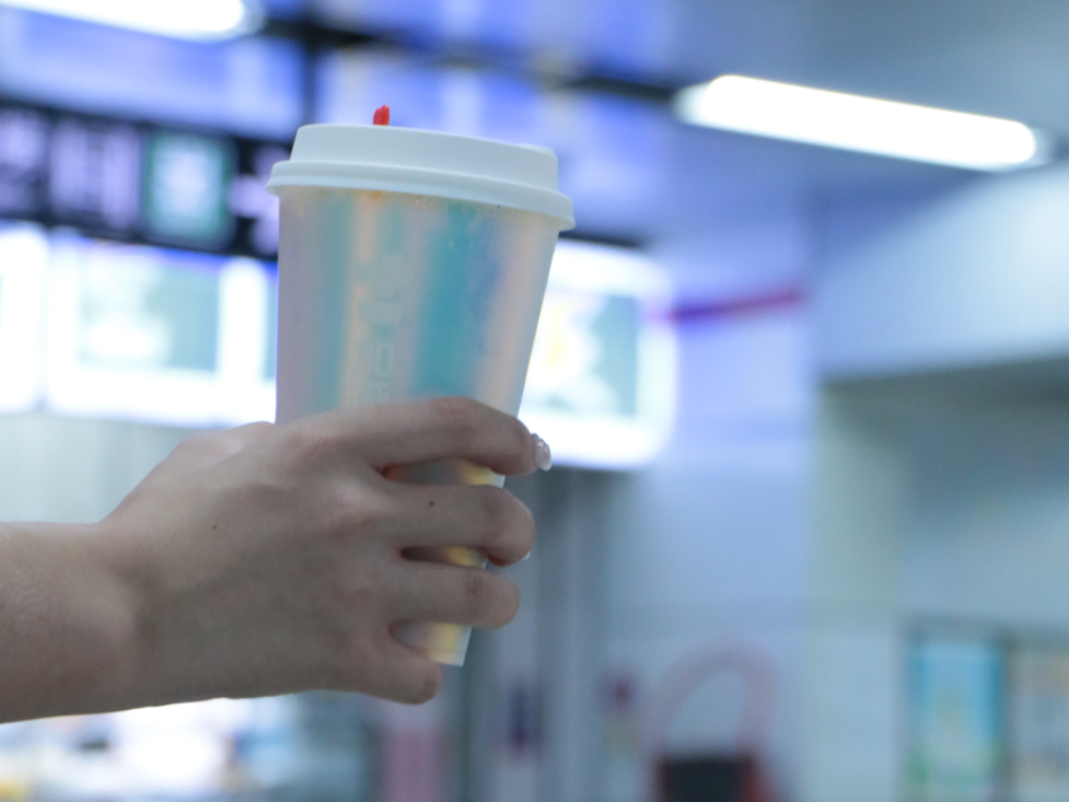 万利国际官网茶饮|投资奶茶加盟店应如何将风险降低？